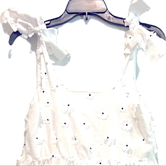 Sister Jane. Almond Blossom White dress. Tiered. Bow shoulders. Small. NWOT - Picture 3 of 10
